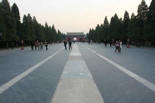 The Way Out of the Temple of Heaven Park 天坛公园