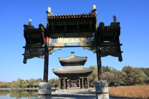 Gate at Shui Xin Xie 水心榭