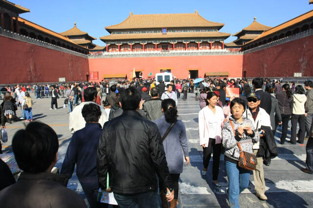 Huge Crowd at the Forbidden City 故宫