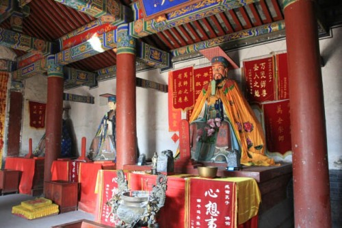 Inside Mount Tai's Confucius Temple 孔子庙