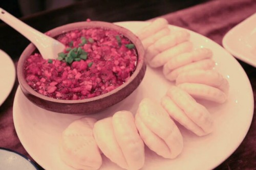 Minced Meat with Steamed Buns