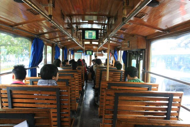 Tourist Bus at Hangzhou 杭州