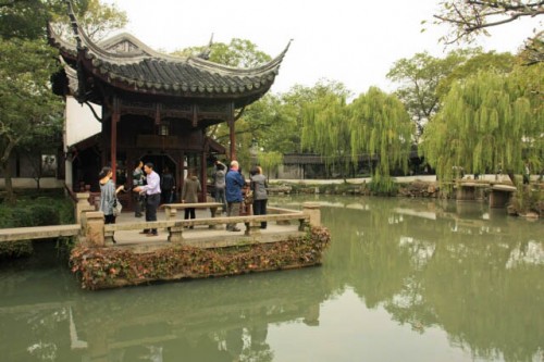 Appreciating the Scenery in the Humble Administrator's Garden 拙政园