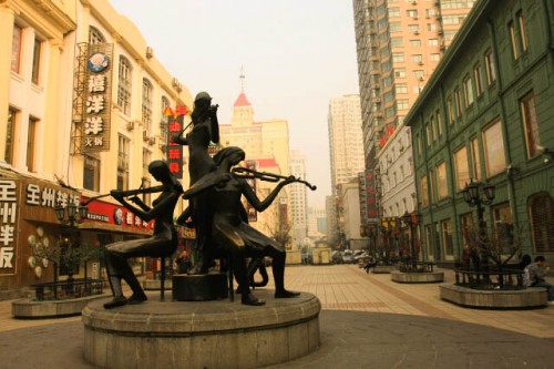 Small Square at Zhongyang Street 中央街 in Haerbin 哈尔滨