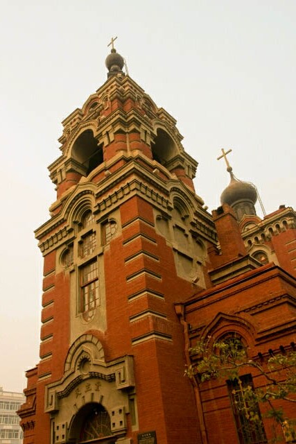 Close Up of Saint Alekseyev Church 圣阿列克谢耶夫教堂