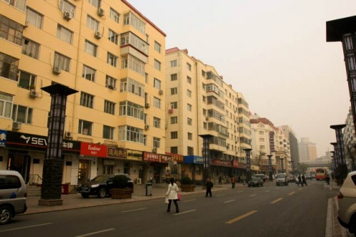 A Look at Guogeli Avenue 果戈理大街