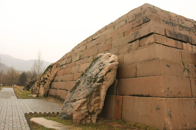 Step Pyramid of the General's Tomb 将军坟