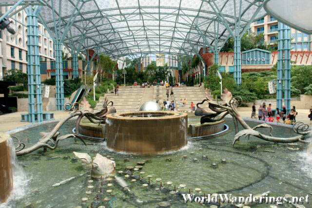 Large Fountain at the Plaza in Resorts World Sentosa