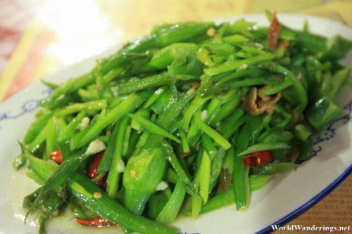 Mystery Greens for Dinner at Dukezong Ancient Town 独克宗古城