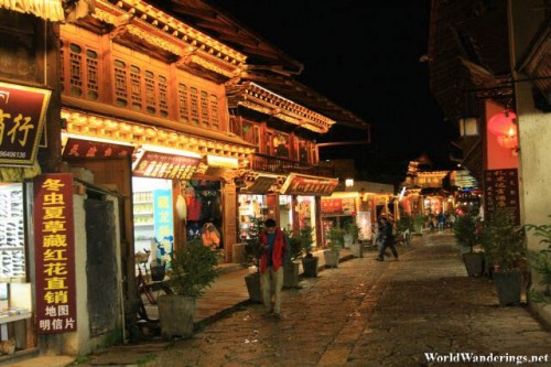 Streets of Dukezong Ancient Town 独克宗古城 at Night 