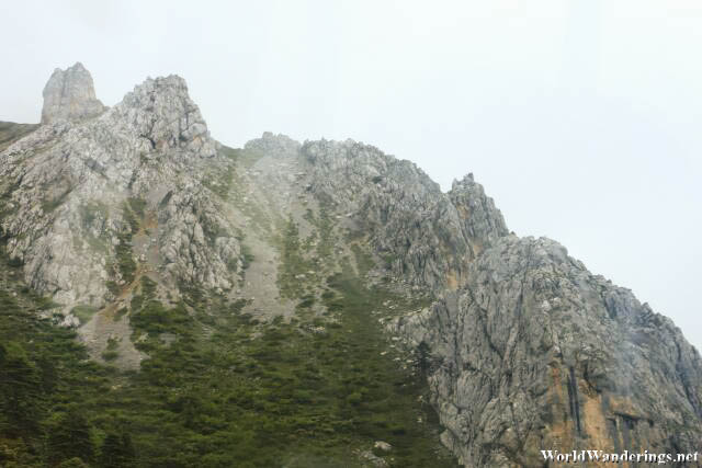 Bare Rock of Shika Snow Mountain 石卡雪山