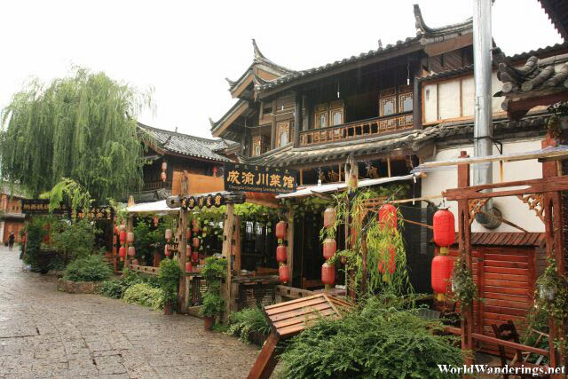Row of Restaurants at Ljiang Ancient Town 丽江古城
