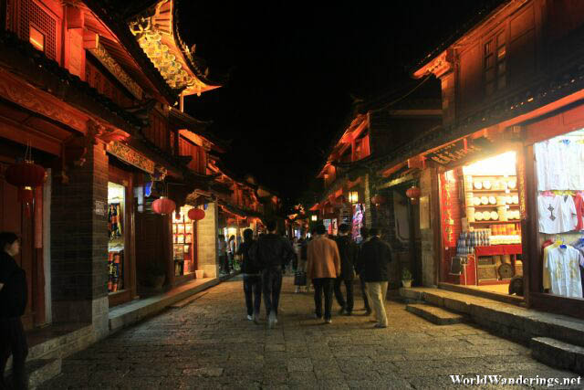 Old Street at Lijiang Ancient Town 丽江古城