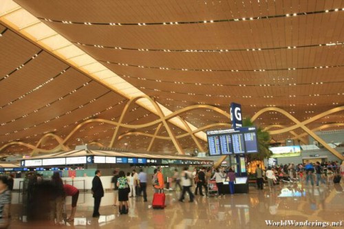 Impressive Terminal Building of the Kunming Changshui International Airport 昆明长水国际机场