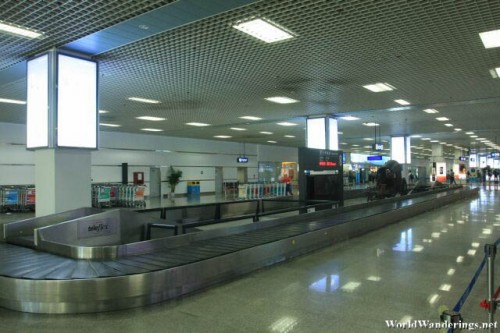 Baggage Claim Area at the Shenzhen Baoan International Airport 深圳宝安国际机场