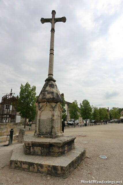 Crosss at the Main Square of Provins