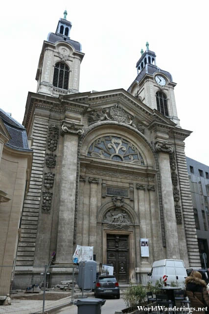 Outside Chapelle de l'Hôtel-Dieu