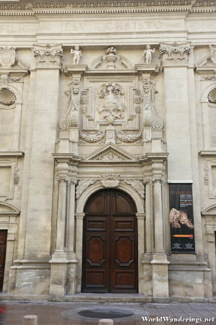 Entrance to the Avignon Musée - Lapidaire