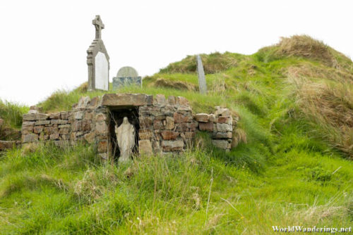 Tombs at Aranmore Island