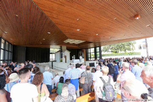 Prayers at the Chapel of the Apparitions at Fatima