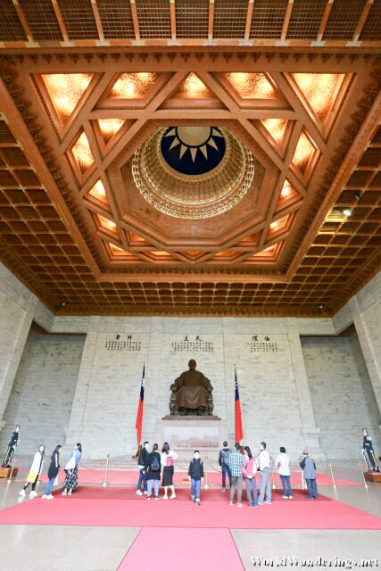 Inside the Chiang Kai Shek Memorial Hall 国立中正纪念堂