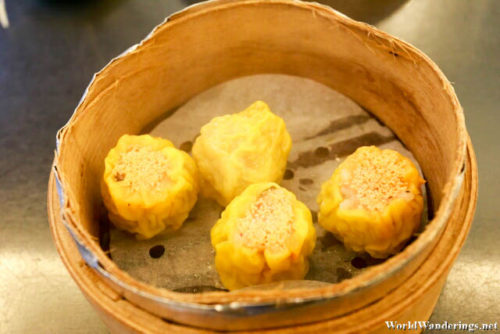Crab Roe Dumplings Another Favorie in Hangzhou Xiaolongbao