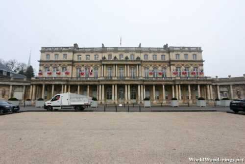 Governor's Palace at Place de la Carrière