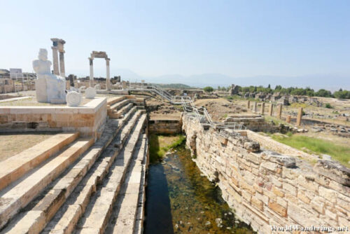 Going to the Ploutonion in Hierapolis