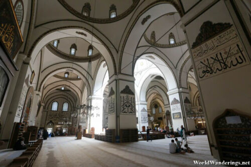 Walking Around the Grand Mosque of Bursa