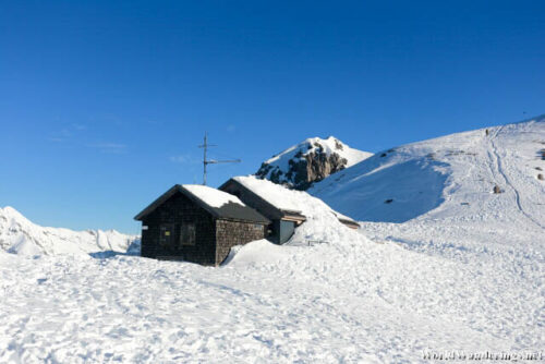 Small Cabin at Hafelekar